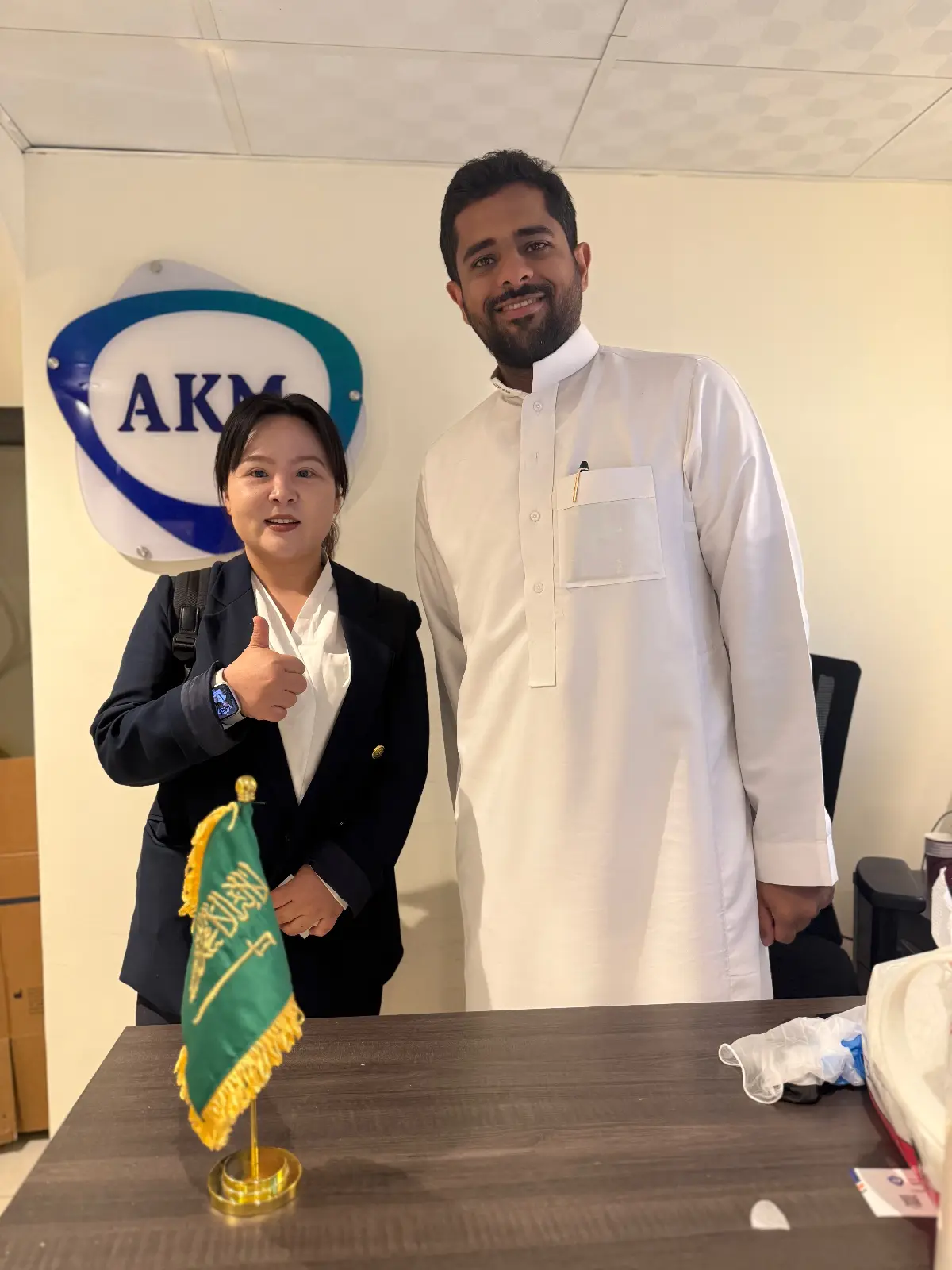 EASTGLOVES representative visiting an international customer