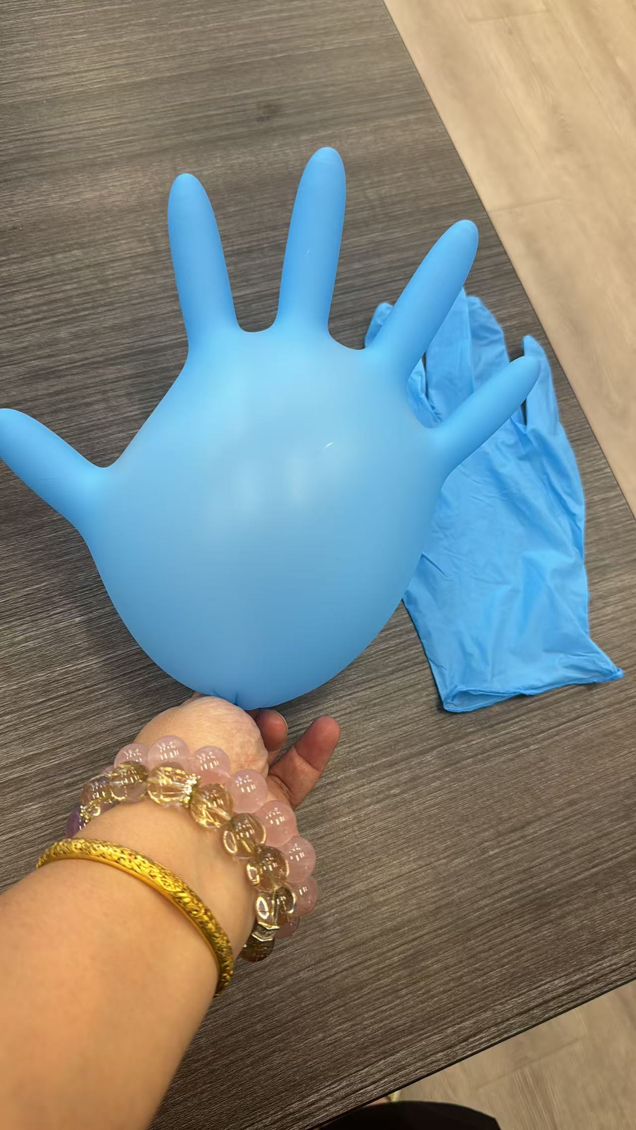 Trade show disposable glove display